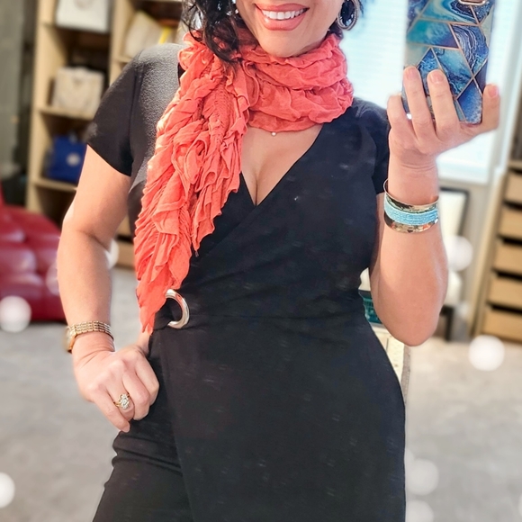 ❤ 3/$50 Ruffled 🔥 Peach/Coral scarf - Picture 3 of 11